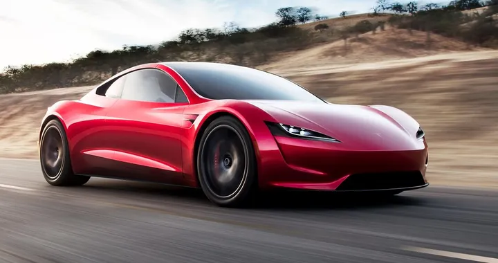 Il debutto del SUV elettrico Mercedes EQC fa crollare il titolo Tesla