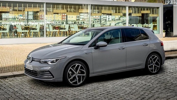 Volkswagen Golf 8 e Golf 8 Variant 2020: allestimenti e prezzi