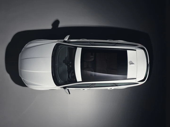 Jaguar XF Sportbrake 2017: teaser ufficiali
