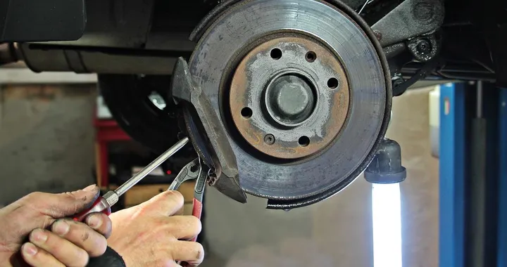 Modifiche all’autoveicolo senza collaudo in Motorizzazione: tutti i casi previsti dalla legge