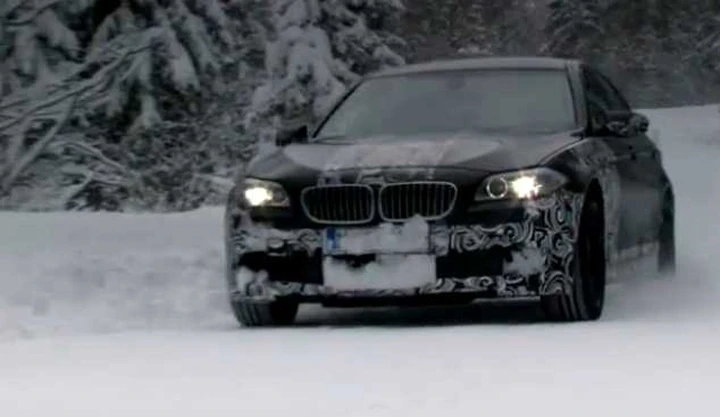 Nuova Bmw M5, i primi test in un video