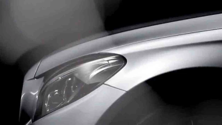 Nuova Mercedes Classe C 2014, i dettagli del  video-teaser