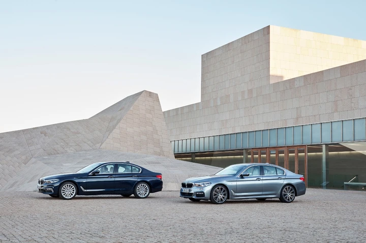 Bmw Serie 5 MY 2017: immagini ufficiali
