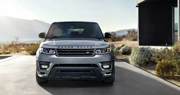 Range Rover Sport RS: in arrivo una versione da 550 CV