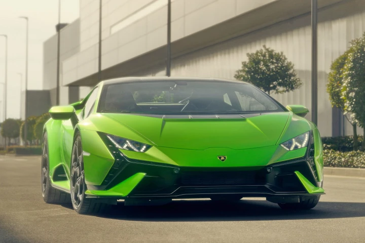 Lamborghini Huracan Tecnica: la quadratura del cerchio