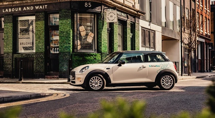 DriveNow: il car sharing Bmw introduce Mini tre porte