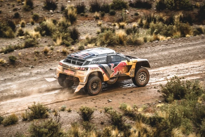 Dakar 2017 day 5: bis Loeb, 3 Peugeot ai primi 3 posti