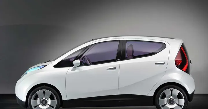 Pininfarina Bluecar: arriverà nel 2011