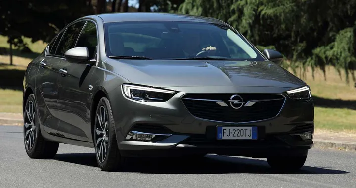 Nuova Opel Insignia: design iconico e massima personalizzazione