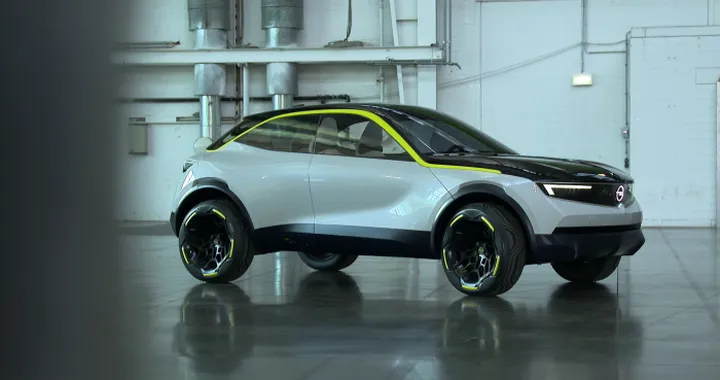 Opel: il concept GT X Experimental in un video con Mark Adams