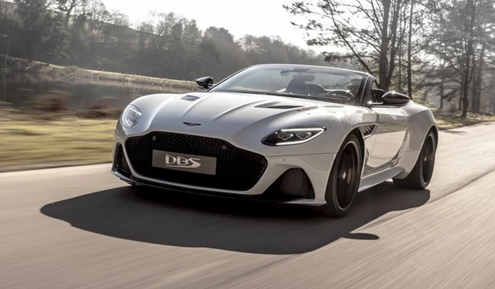 Aston Martin DBS Superleggera Volante: novità en plain air