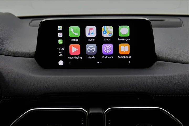 Mazda MZD Connect si arricchisce con Apple CarPlay ed Android Auto