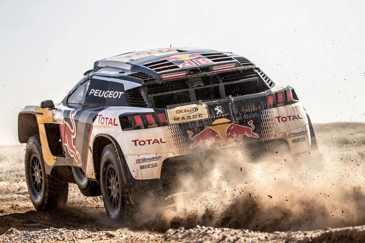 Rally del Marocco: l’inarrestabile Loeb mantiene il comando con la sua Peugeot 3008DKR