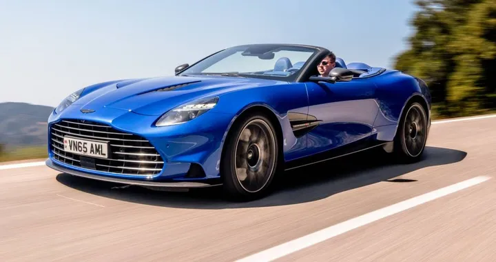 Aston Martin Vanquish: l’eleganza senza tempo incontra la potenza V12
