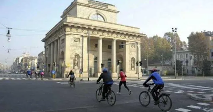 Blocco traffico Milano domenica 12 maggio