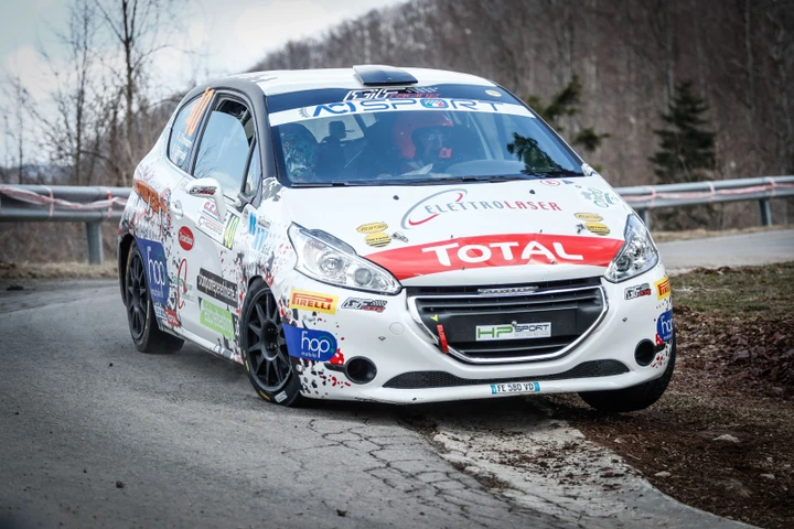 Peugeot: i piloti della Top 208 corrono al rally Targa Florio