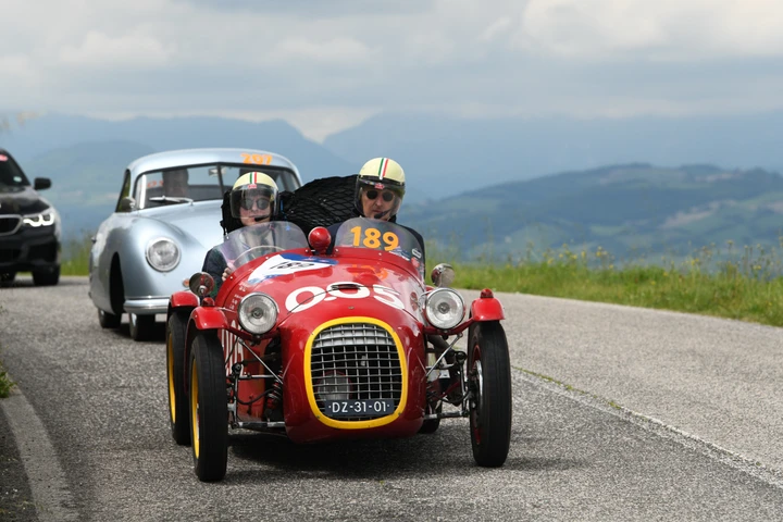 Mille Miglia: la Freccia Rossa punta verso Brescia