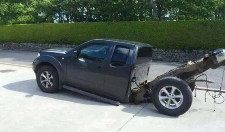 Nissan Navara, il pick-up giapponese si spezza in due?