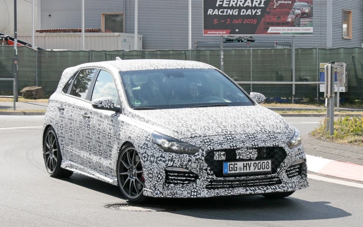 Hyundai i30 N Sport: l’inedita versione spiata al Nurburgring
