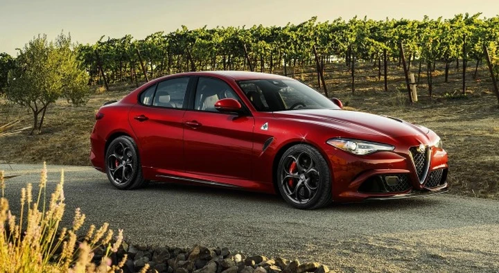 Alfa Romeo Giulia: il 2.0 MultiAir da 280 CV debutta a New York