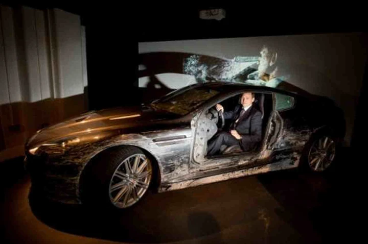 Le auto di 007 in mostra a Londra