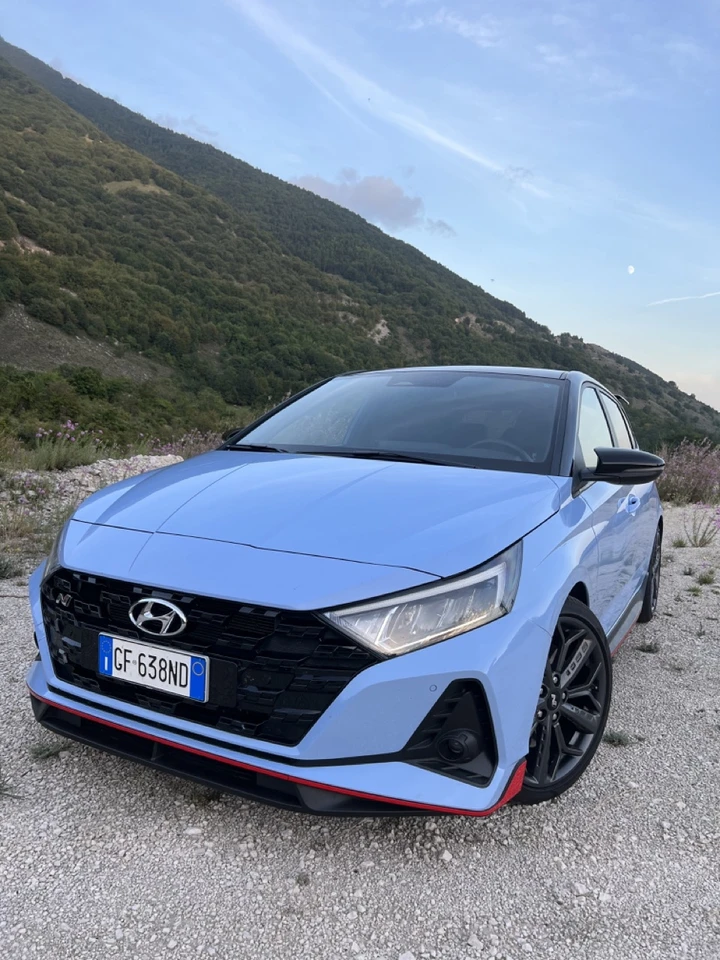 Hyundai i20 N: le foto
