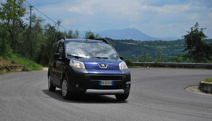 Test Drive: 1000 km con il Peugeot Bipper