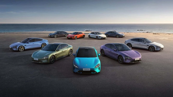 Xiaomi travolge Ford e GM: boom di vendite per la sua prima auto elettrica