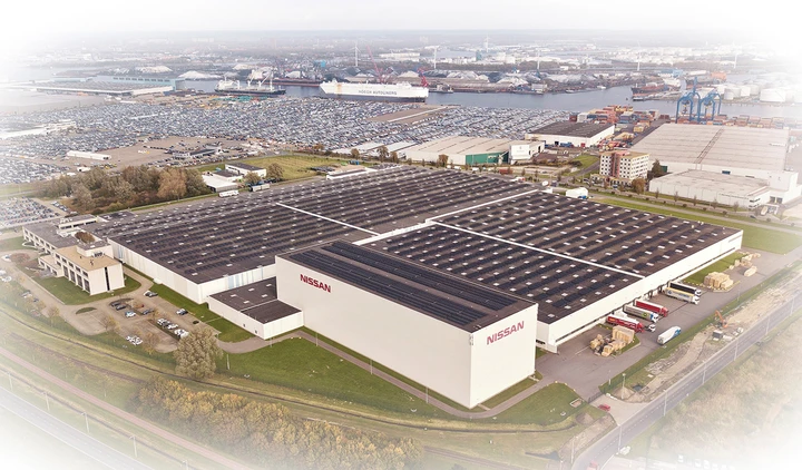 Nissan installa il più grande tetto solare condiviso dei Paesi Bassi