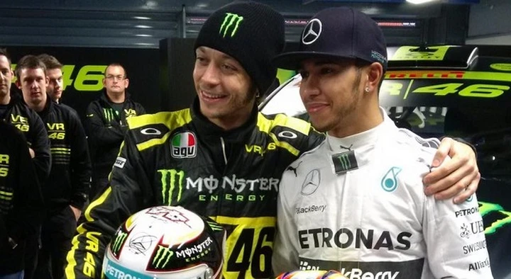 Hamilton proverà la M1 di Valentino Rossi