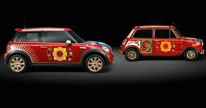 Una Mini psichedelica per George Harrison al Mini United di Silverstone