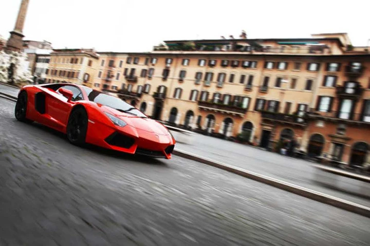 La Lamborghini Aventador continua il tour capitolino