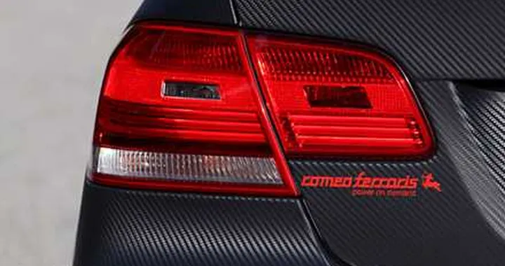 Romeo Ferraris cambia colore all'auto...in due giorni