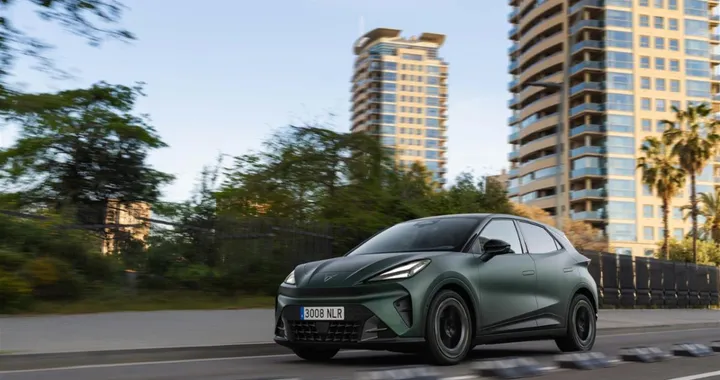 Nuova Cupra Raval, ecco le versioni debutto della citycar EV