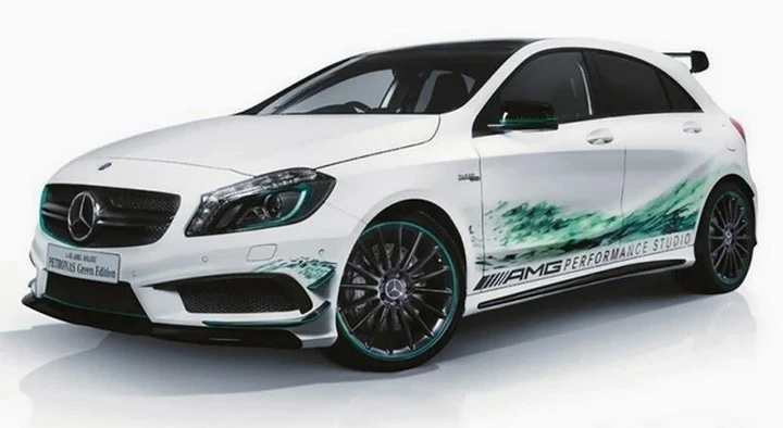Mercedes Classe A 45 AMG Petronas Green Edition: solo per il Giappone
