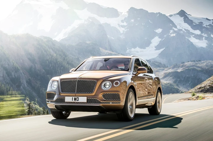 Bentley Bentayga: immagini ufficiali