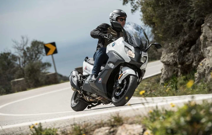 Bridgestone Battlax Scooter SC2 e SC2 Rain: pneumatici ultraperformanti per i maxi scooter