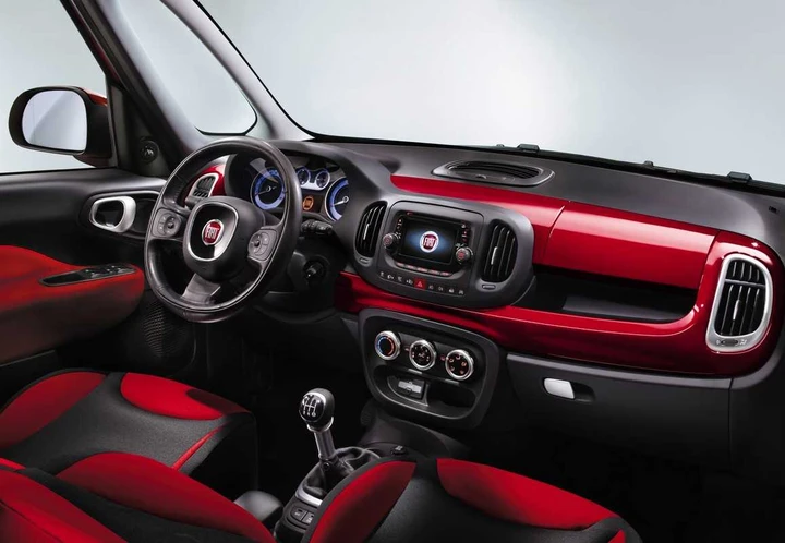 Fiat 500L, interni e Centro Stile Fiat