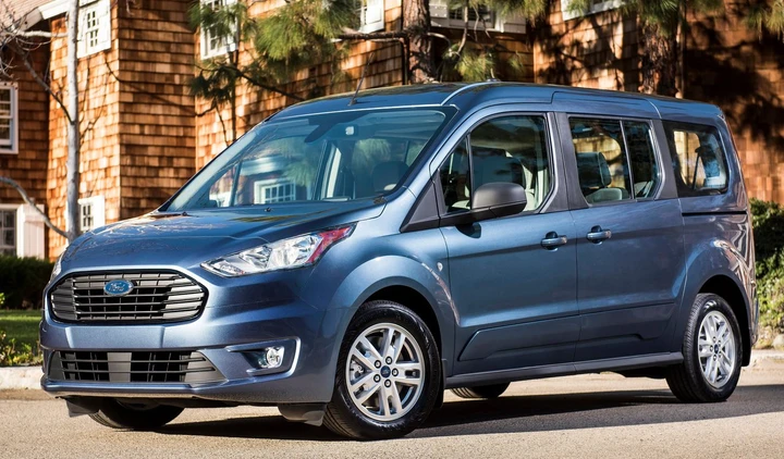 Ford Transit Connect Wagon: versatilità e tecnologia
