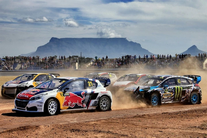 Il Team Peugeot Hansen arriva secondo nel Campionato del Mondo FIA di Rally Cross