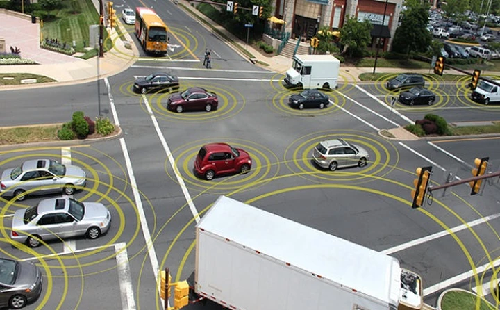 Usa: dal 2017 auto che comunicano tra loro