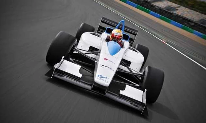 Formula Uno elettrica, al via le iscrizioni