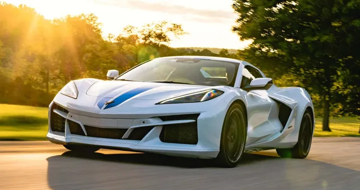 Chevrolet Corvette Grand Sport X: il futuro ibrido che potrebbe sostituire E Ray