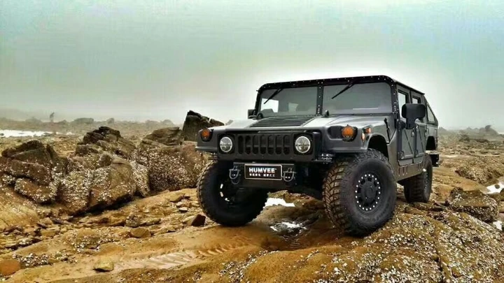 Humvee C-Series: l'Hummer risorge più inarrestabile che mai
