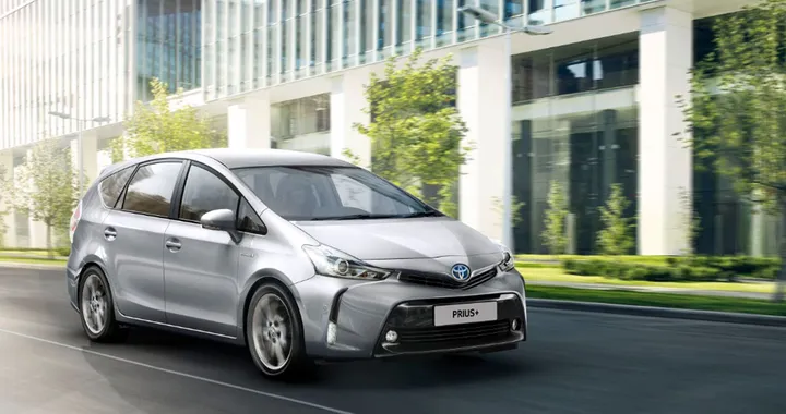 Toyota Prius+ 2018: l'ibrida a 7 posti si rinnova
