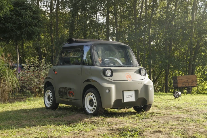Citroën Ami OUTDOOR debutta a EICMA 2026: cosa cambia