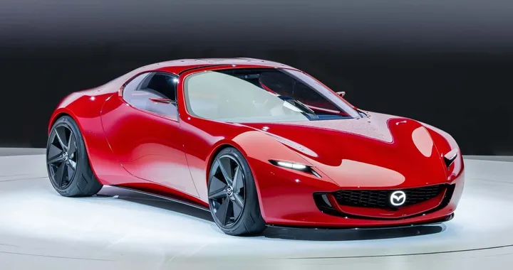 Mazda Iconic SP: il concept che sfida le regole delle compatte sportive