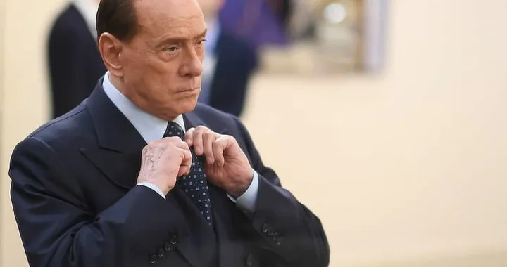 Silvio Berlusconi e la sua influenza sul mondo dell'auto in Italia: le riforme introdotte