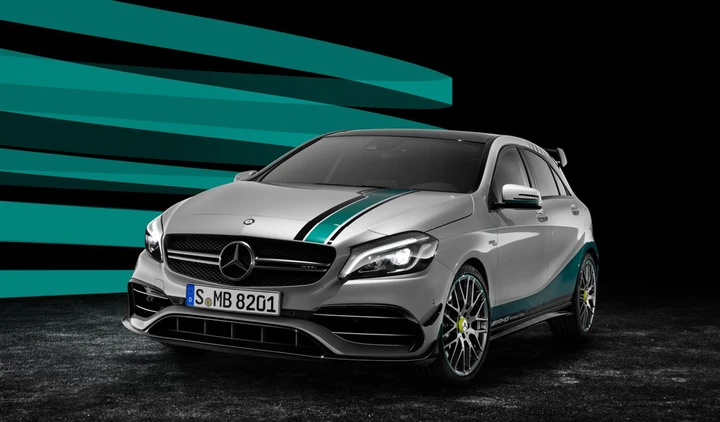 Mercedes A45 AMG Petronas 2015: celebra i successi in F1