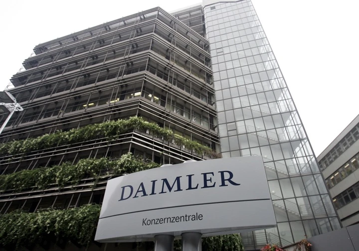 Emissioni: Daimler condannata a 870 milioni di multa